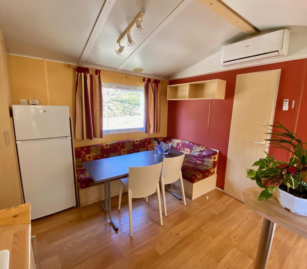 Campalans Hotel Rural Bungalows Mobilhomes Borredá Εξωτερικό φωτογραφία